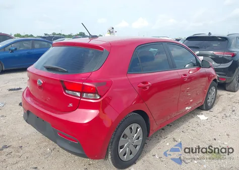 2020 Kia Rio 5-Door S z USA, uszkodzony, nr VIN 3KPA25ADXLE347408